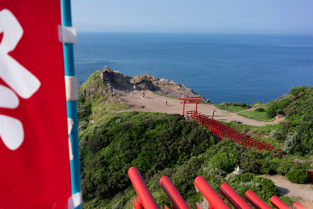 元乃隅神社　海に向かって