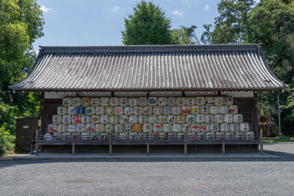 松尾大社　神輿庫